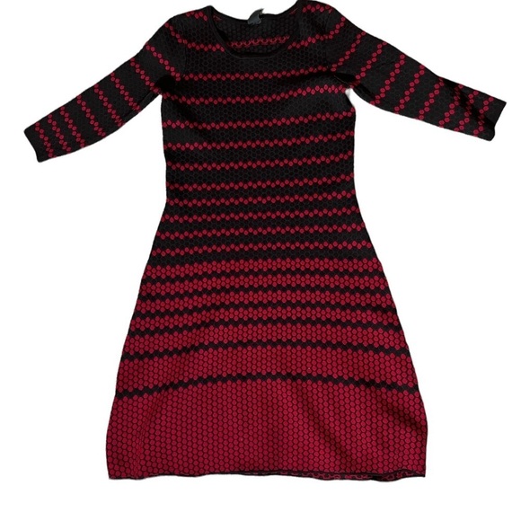 Gabby Skye red and black sweater dress size M - Picture 4 of 9